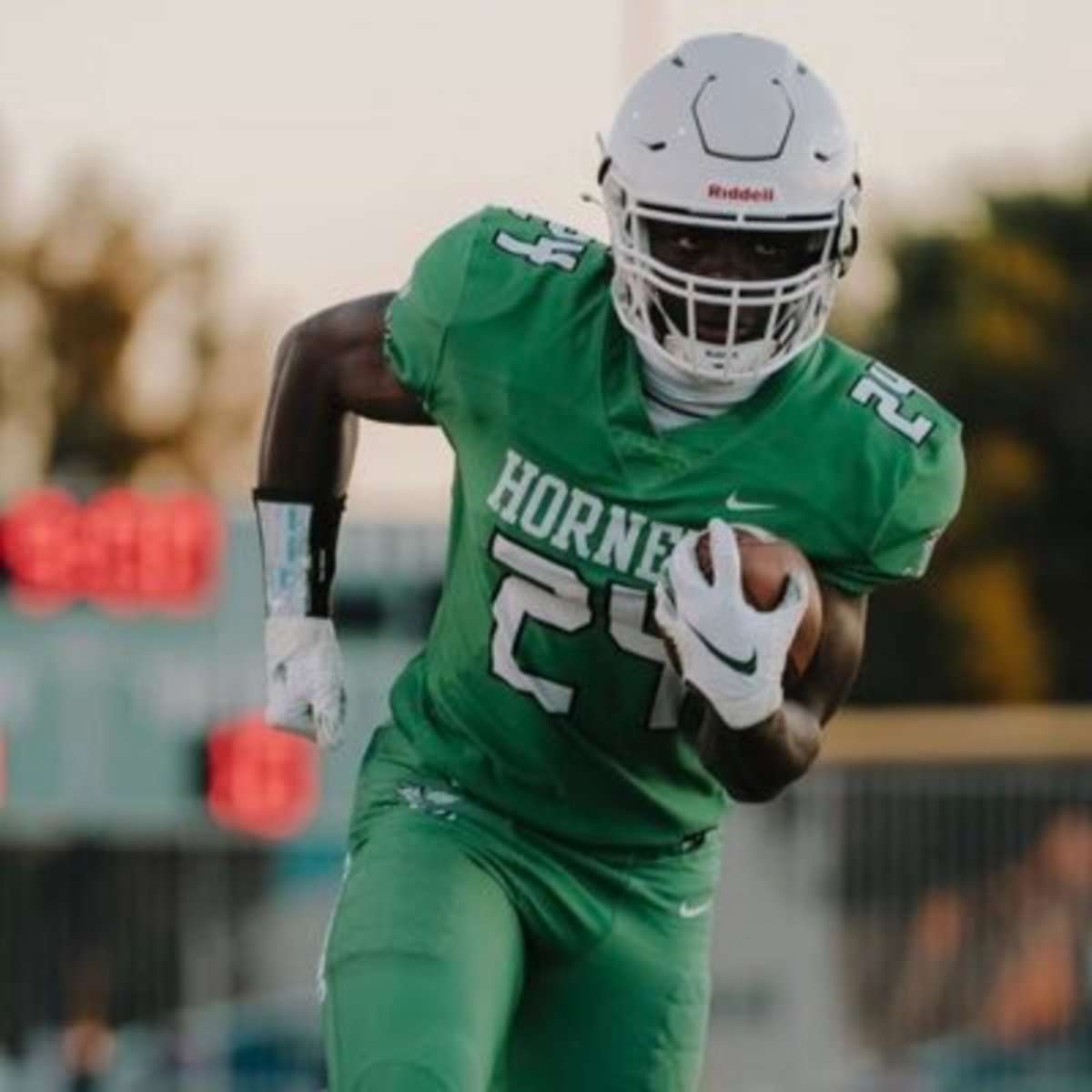 Robinson is another prospect that could keep Oregon's San Diego pipeline flowing.